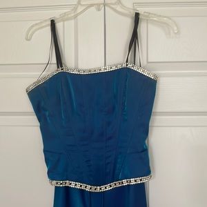 Faviana 5/6 Formal Prom Dress or Homecoming Corset and Skirt